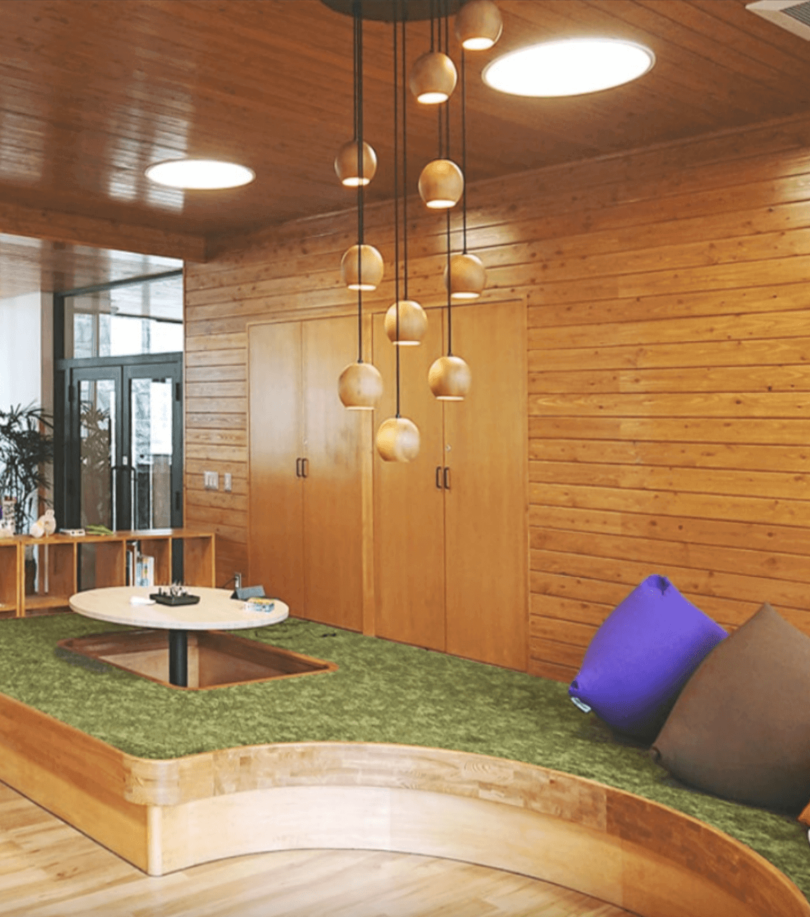 茂来学園について